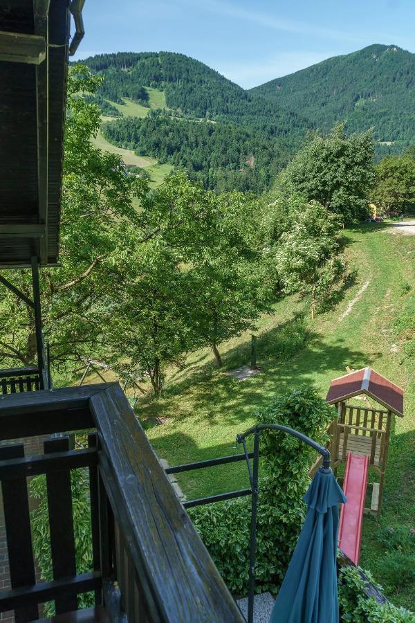 Apartments Zakrasnik Škofja Loka Exterior foto
